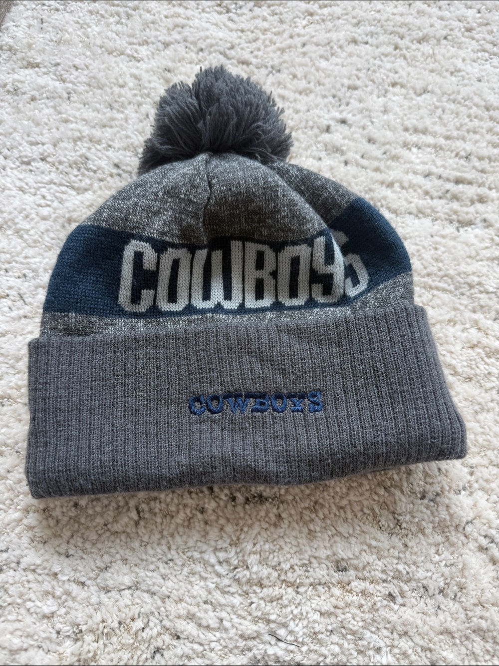 Men’s Cowboys Pom Beanie Hat - Gray & Navy